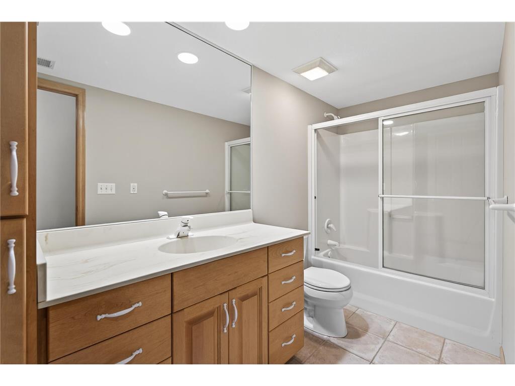 2520 Arbor Court Mendota Heights MN 55120 6822410 image37