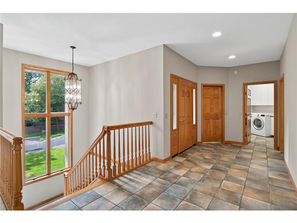 2520 Arbor Court Mendota Heights MN 55120 6822410 image6