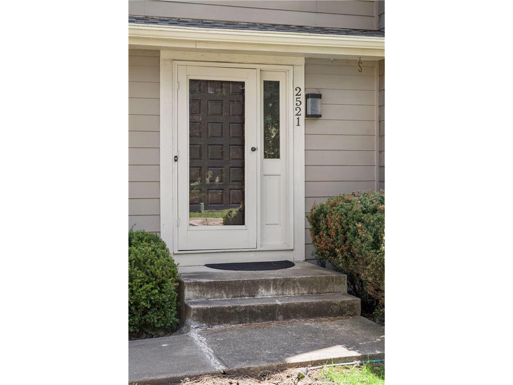 2521 Abbey Hill Drive Minnetonka MN 55305 7043521 image2