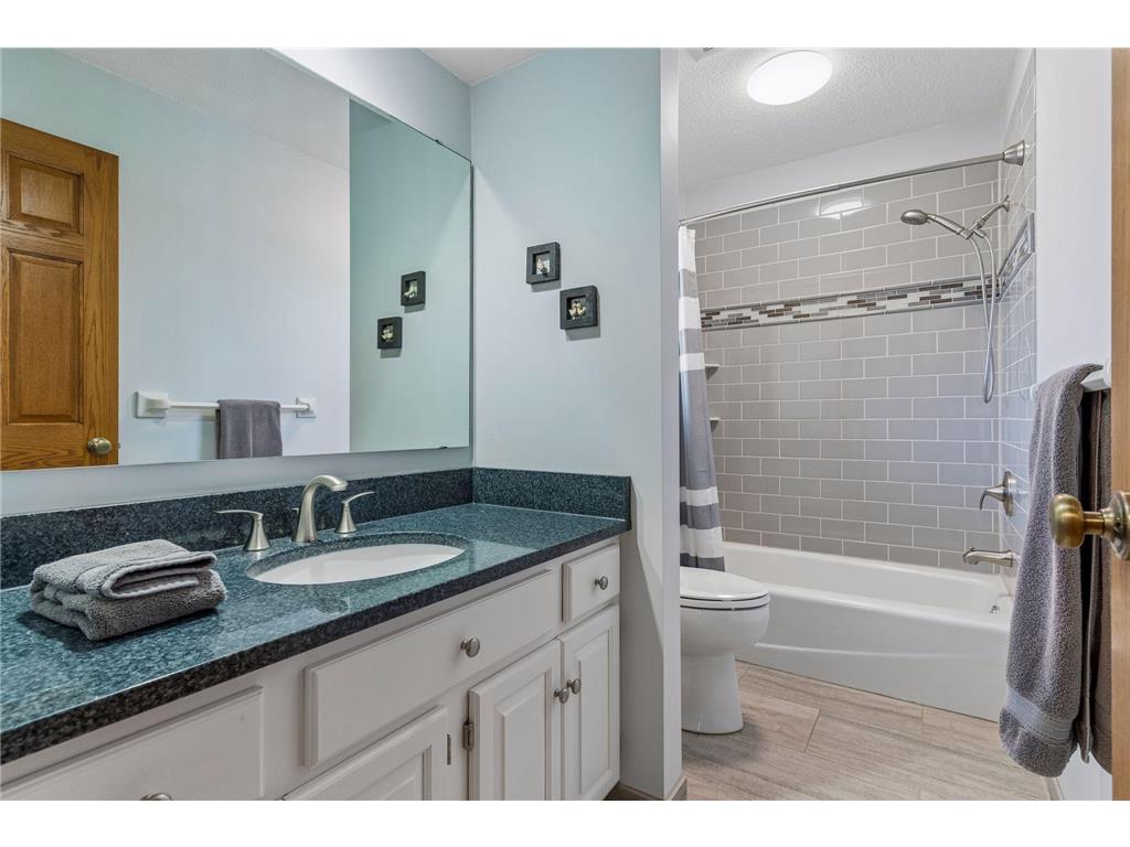 2521 Abbey Hill Drive Minnetonka MN 55305 7043521 image27