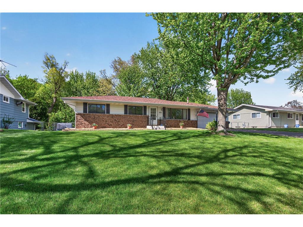 2521 Cedar Avenue White Bear Lake MN 55110 7057208 image1