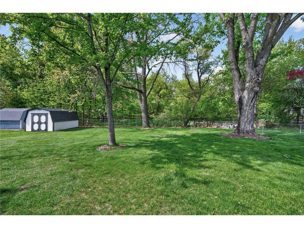 2521 Cedar Avenue White Bear Lake MN 55110 7057208 image21