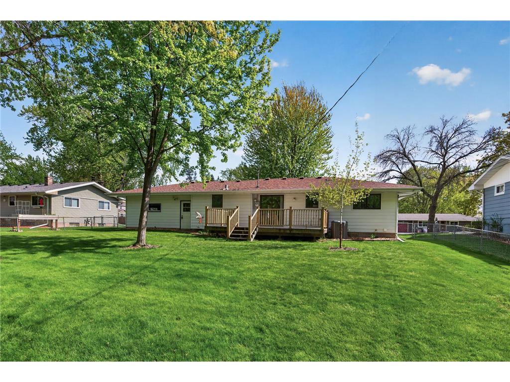 2521 Cedar Avenue White Bear Lake MN 55110 7057208 image23
