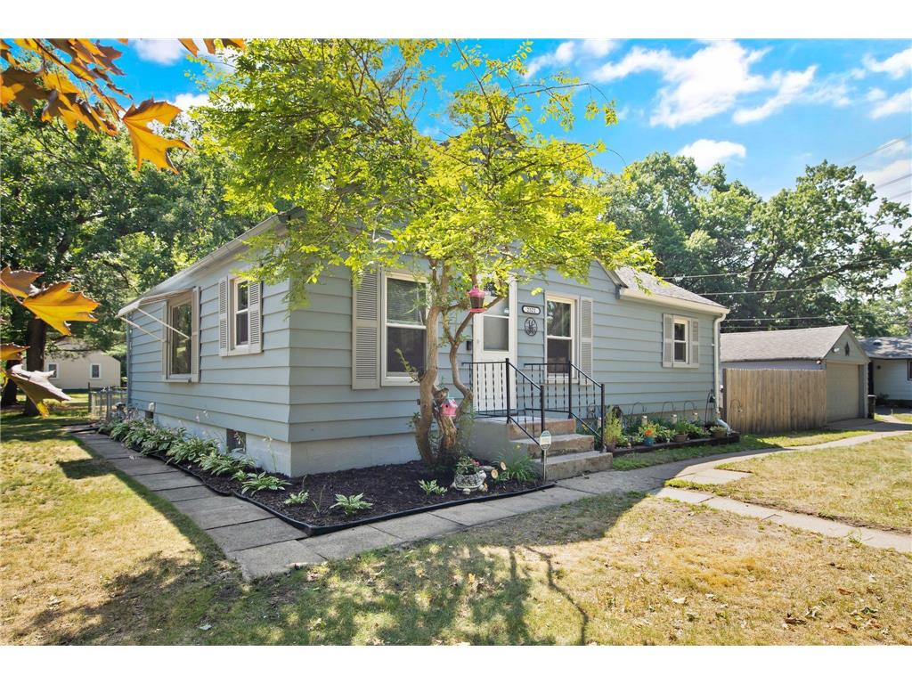 2521 Knollwood Drive New Brighton MN 55112 6404831 image1