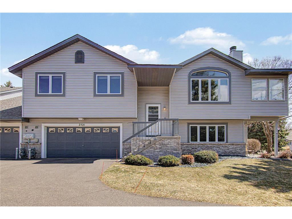 2521 Sumac Ridge White Bear Lake MN 55110 7042689 image1