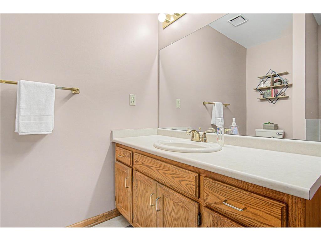 2521 Sumac Ridge White Bear Lake MN 55110 7042689 image13