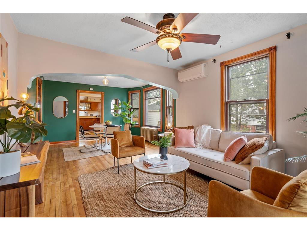 2522 4th Street NE Minneapolis MN 55418 6457216 image1