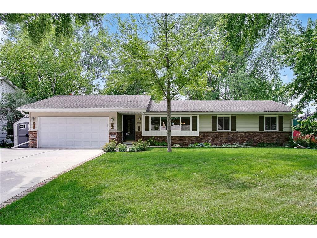 2522 Brenner Street Roseville MN 55113 6414483 image1