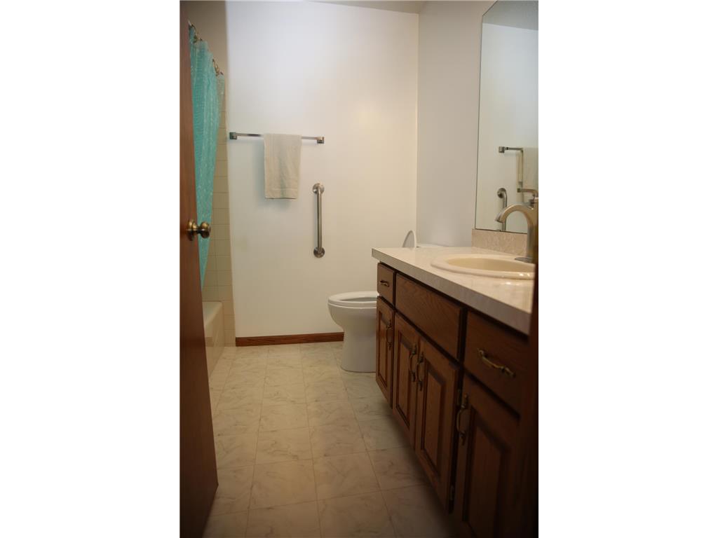 2522 Windsor Lane Woodbury MN 55125 7064642 image24