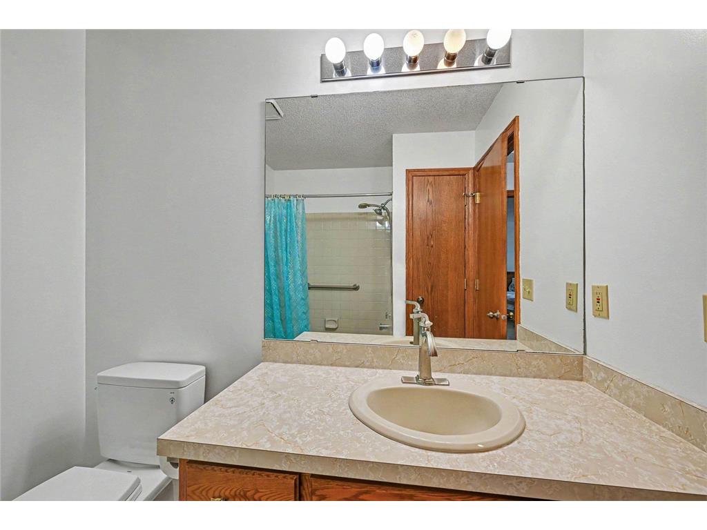 2522 Windsor Lane Woodbury MN 55125 7094095 image24