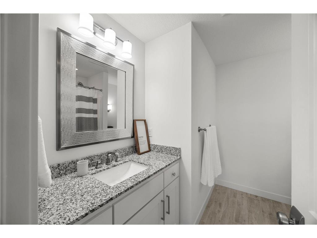 2522 Woods Drive Victoria MN 55386 - Wassermann 7081273 image36