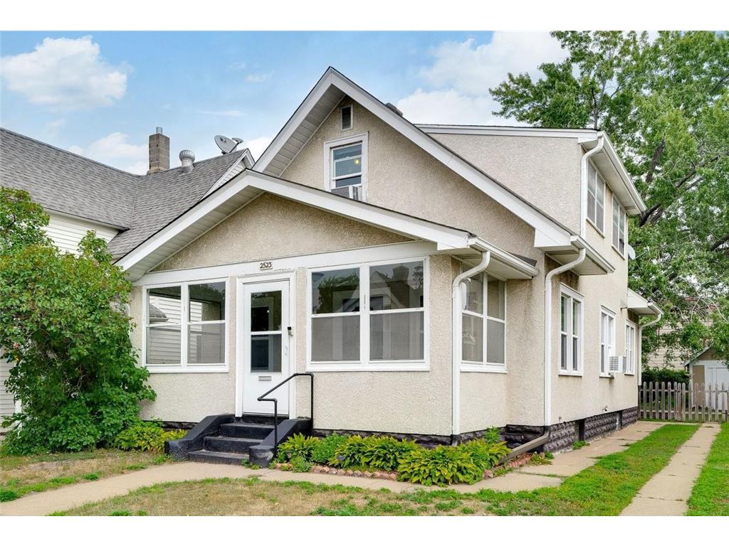 2523 4th Street NE Minneapolis MN 55418 6396607 image1