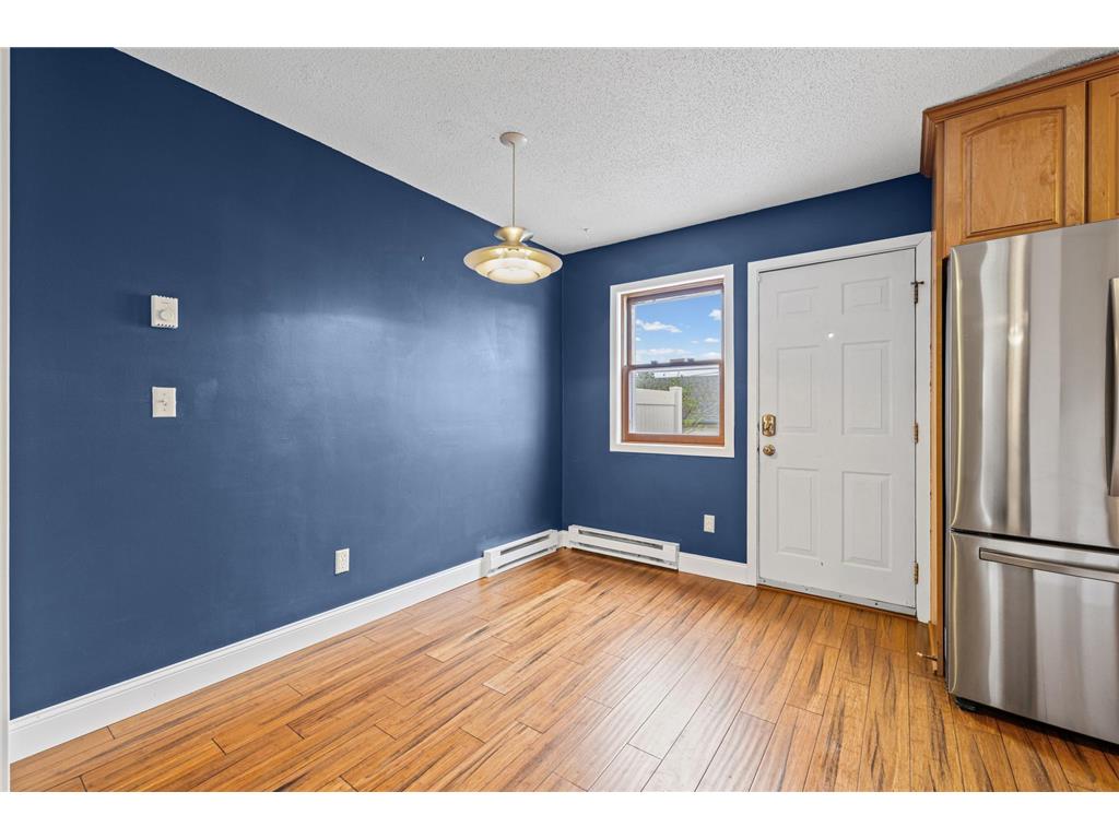 2523 Clinton Avenue Minneapolis MN 55404 7047391 image11