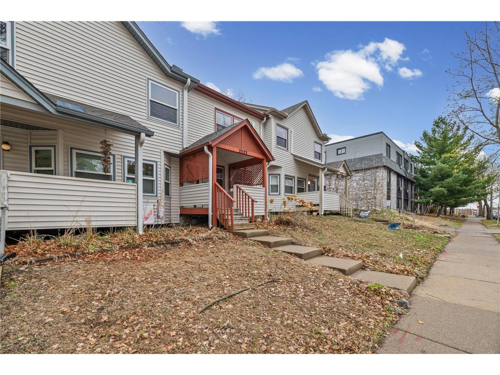 2523 Clinton Avenue Minneapolis MN 55404 7047391 image4