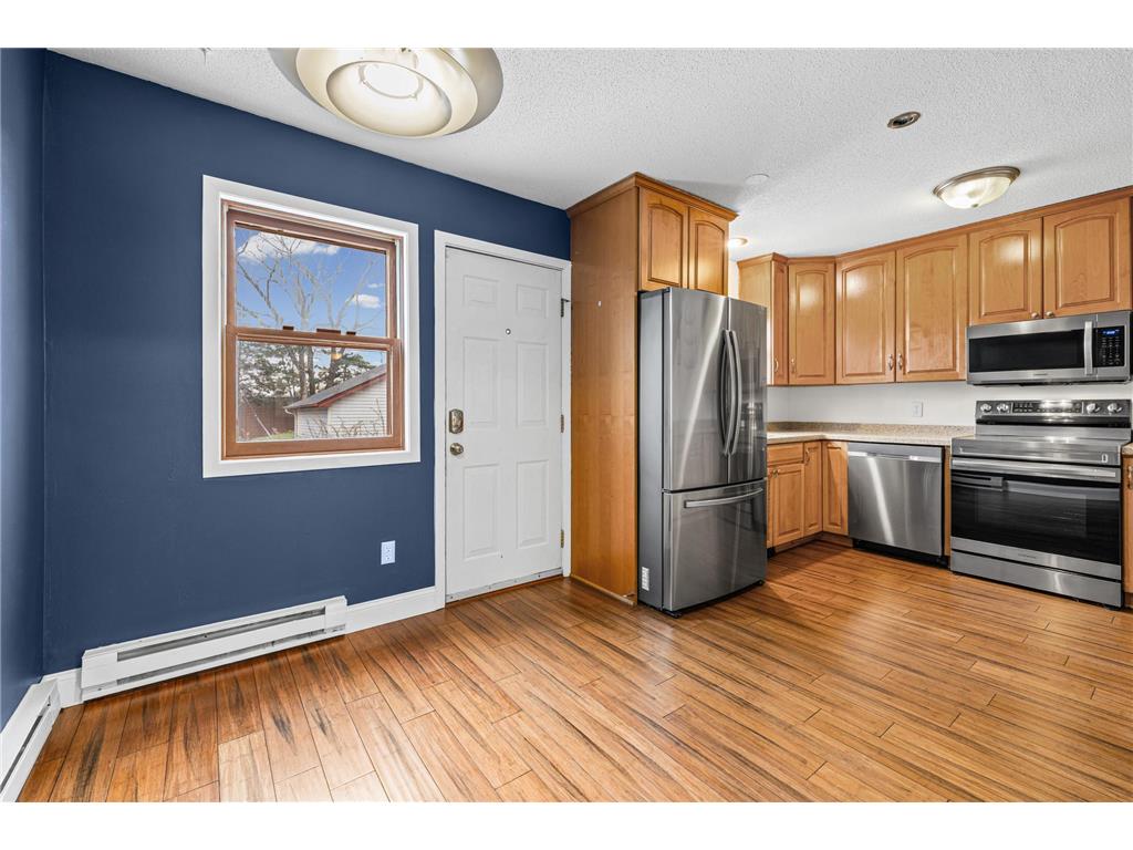 2523 Clinton Avenue Minneapolis MN 55404 7047391 image9