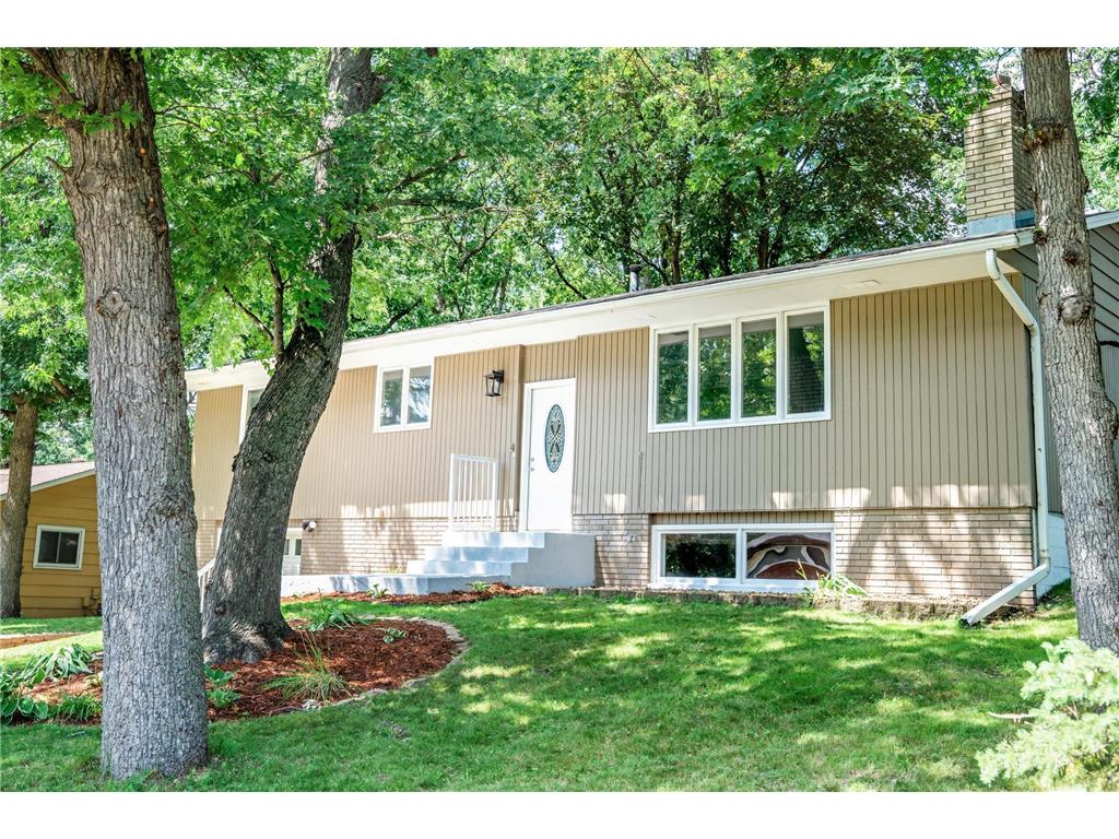 2524 8th Street NW New Brighton MN 55112 6348057 image1