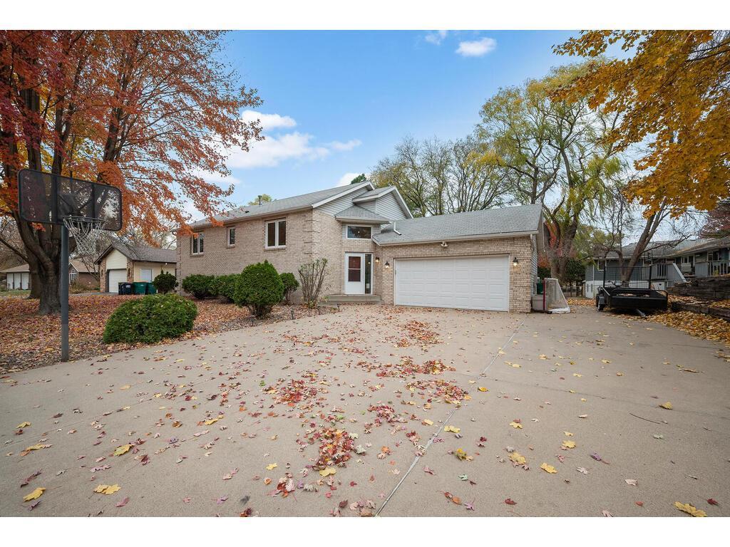 2524 Allen Drive Burnsville MN 55337 6326246 image1