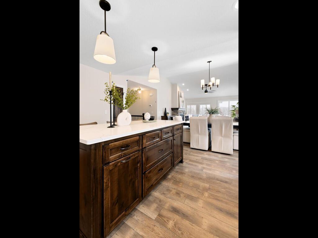 2524 Buchanan Lane S Cambridge MN 55008 7005555 image10