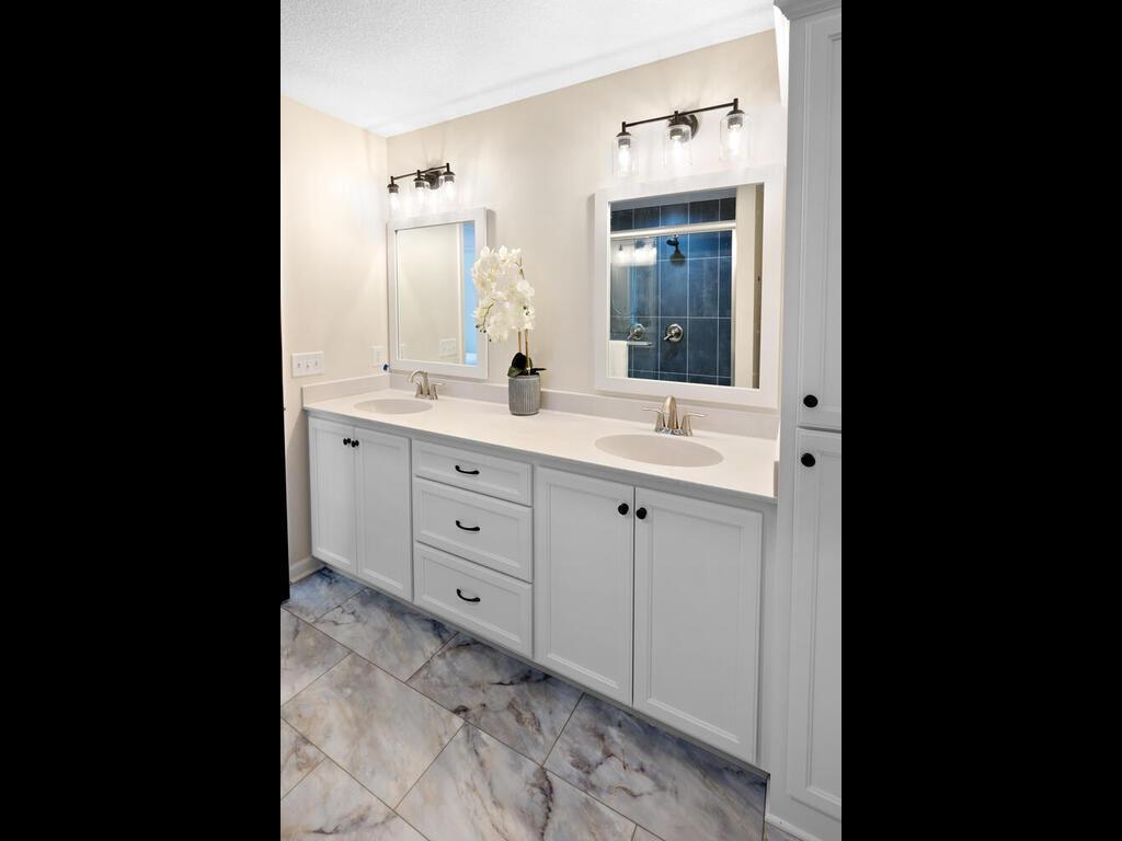 2524 Buchanan Lane S Cambridge MN 55008 7005555 image27