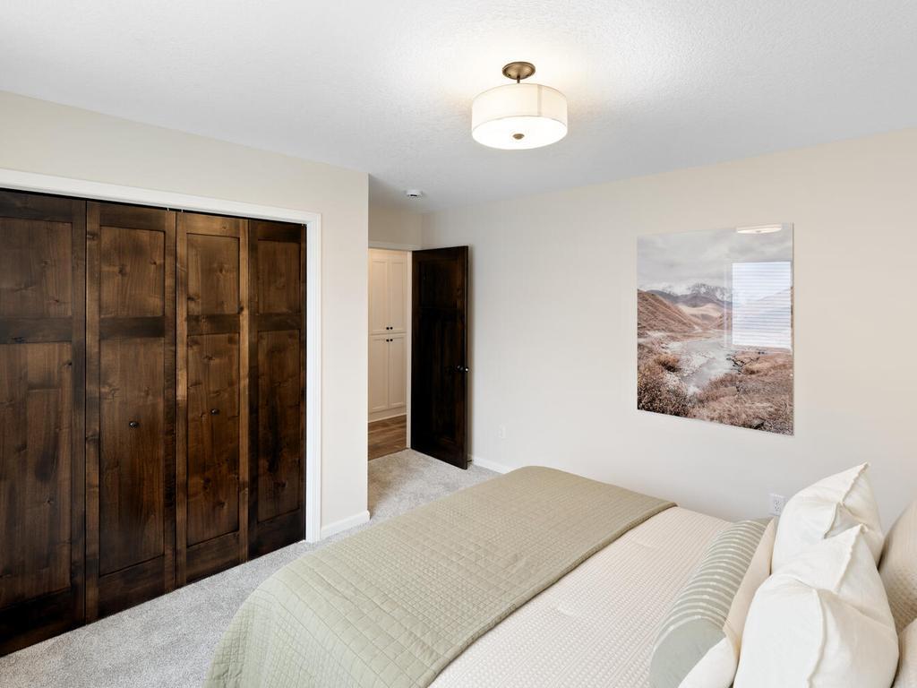 2524 Buchanan Lane S Cambridge MN 55008 7078868 image16