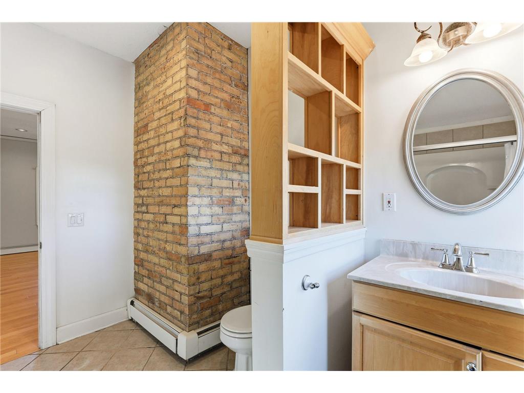 2524 Pillsbury Avenue S Minneapolis MN 55404 6808064 image22