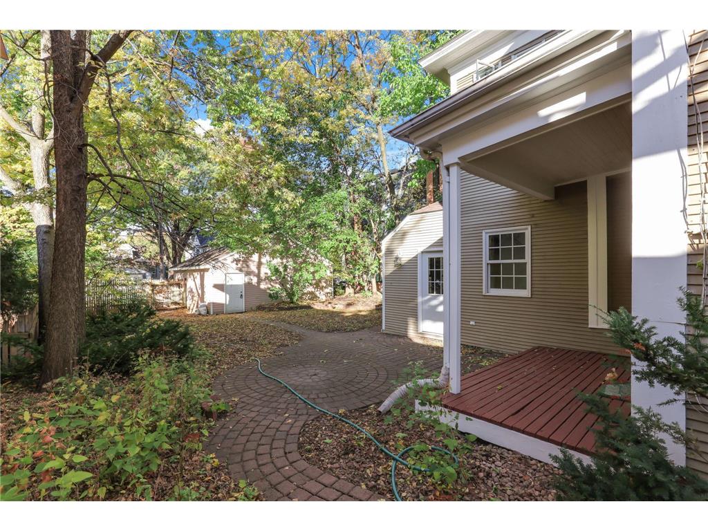 2524 Pillsbury Avenue S Minneapolis MN 55404 6808064 image32