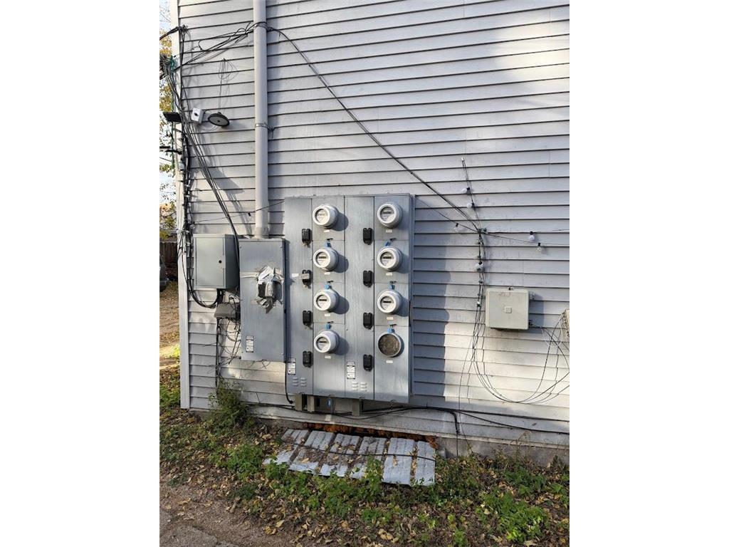 2524 Portland Avenue Minneapolis MN 55404 7004435 image8