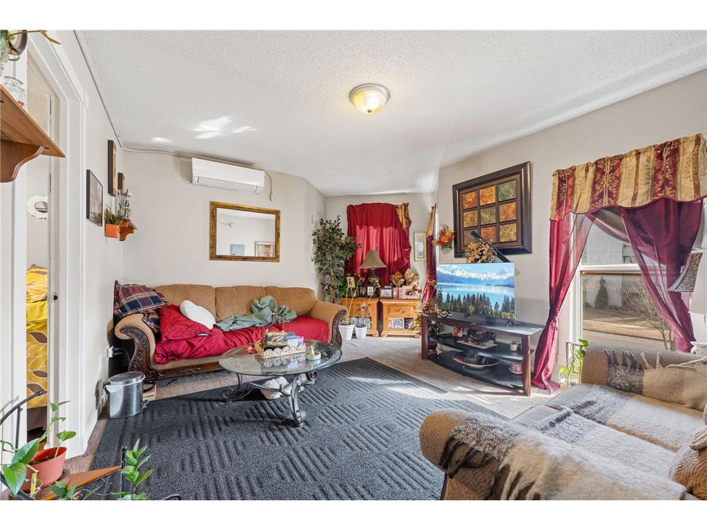 2524 Portland Avenue Minneapolis MN 55404 7048349 image13
