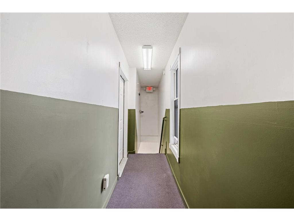 2524 Portland Avenue Minneapolis MN 55404 7048349 image24