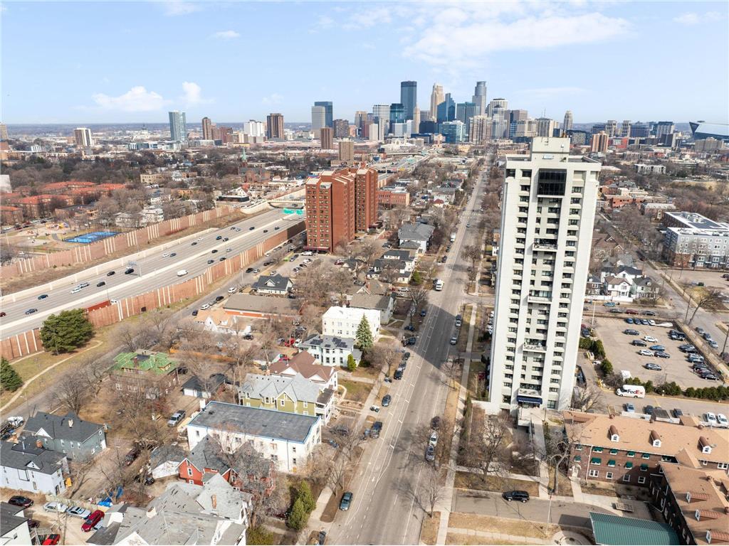 2524 Portland Avenue Minneapolis MN 55404 7048349 image38