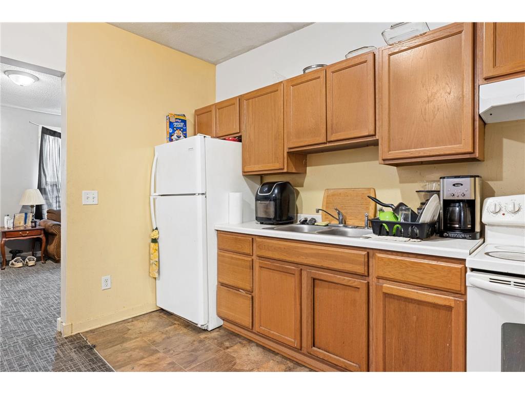2524 Portland Avenue Minneapolis MN 55404 7048349 image5