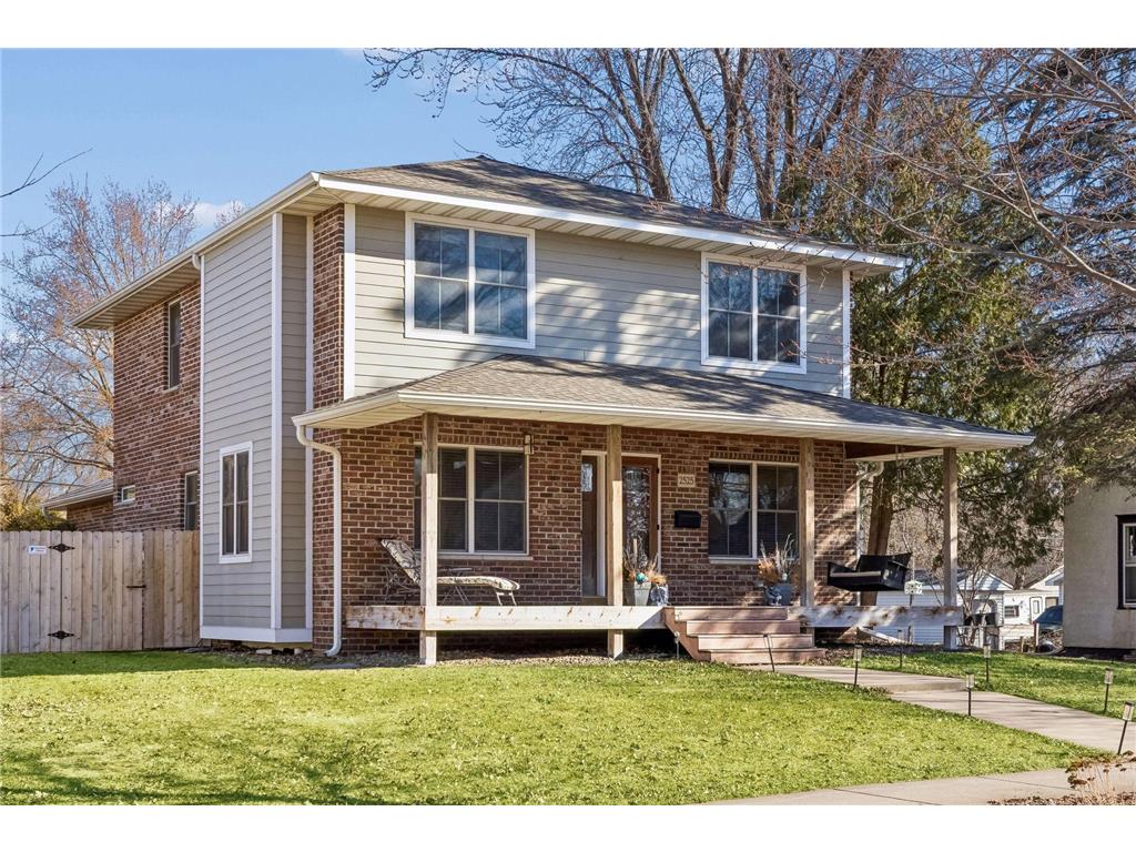 2525 13th Avenue E North Saint Paul MN 55109 7041631 image1