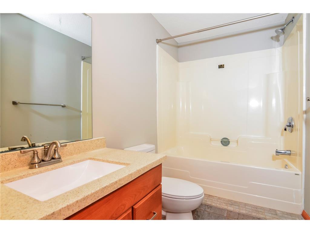 2525 14th Avenue NW New Brighton MN 55112 6825040 image11