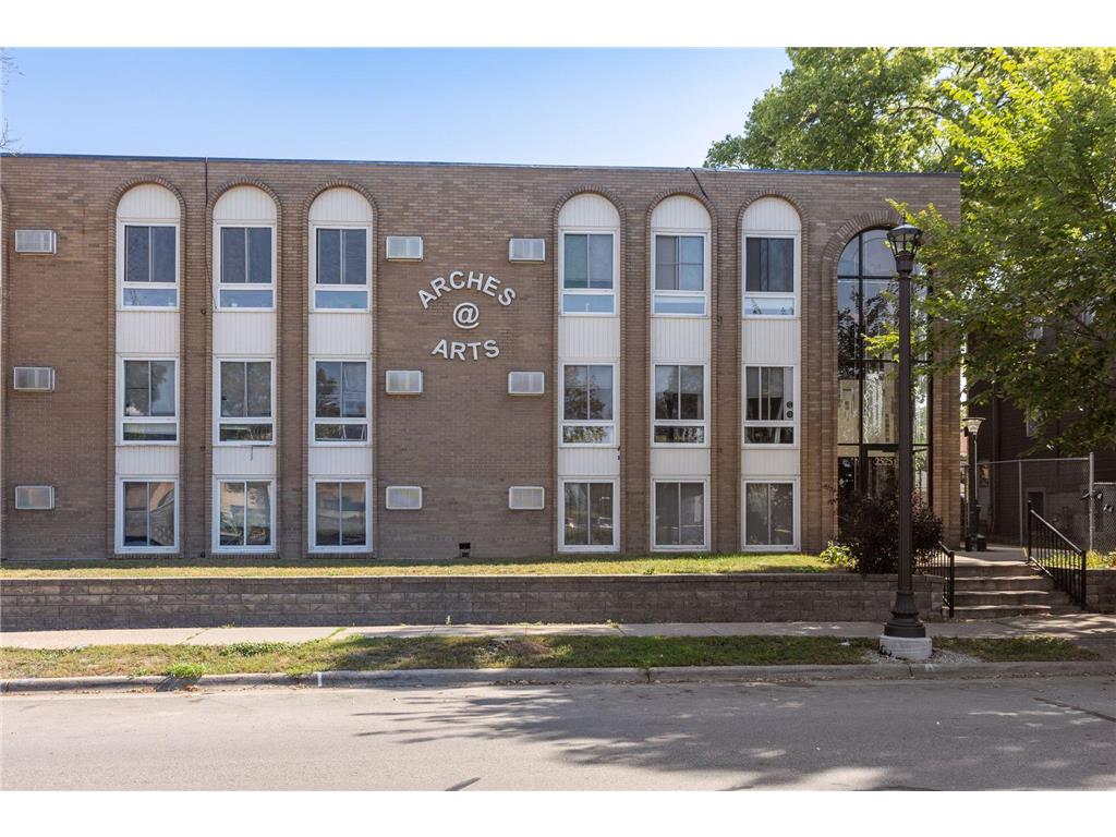 2525 3rd Avenue S #107 Minneapolis MN 55404 6457775 image1