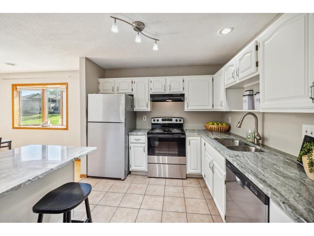 2525 76th Street E #208 Inver Grove Heights MN 55076 6703066 image1