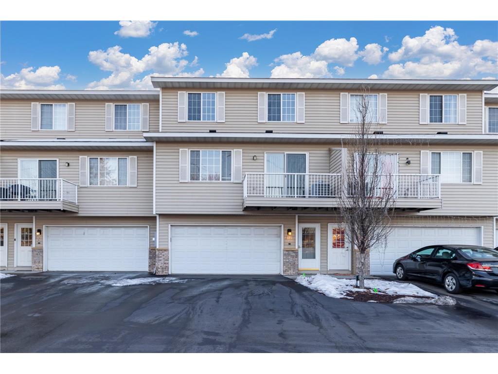 2525 Cobble Hill Court #J Woodbury MN 55125 7023032 image1