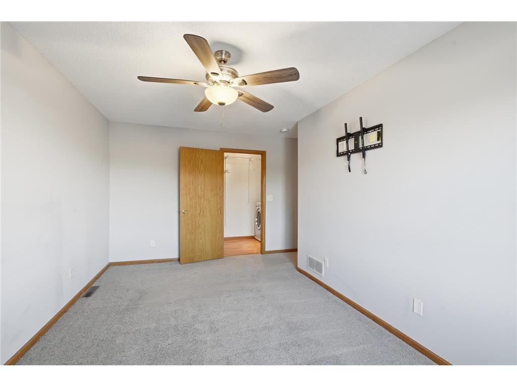 2525 Cobble Hill Court #J Woodbury MN 55125 7023032 image14