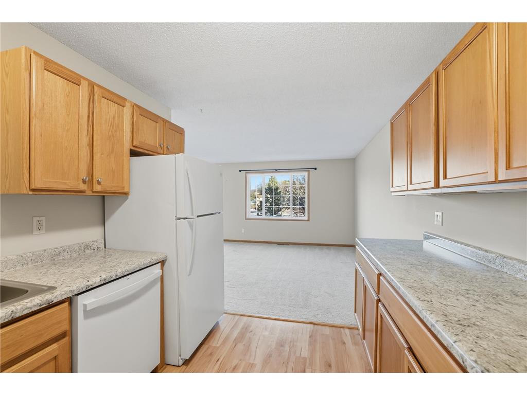 2525 Cobble Hill Court #J Woodbury MN 55125 7023032 image9