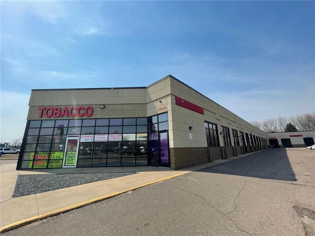 2525 White Bear Avenue N Maplewood MN 55109 6535928 image1