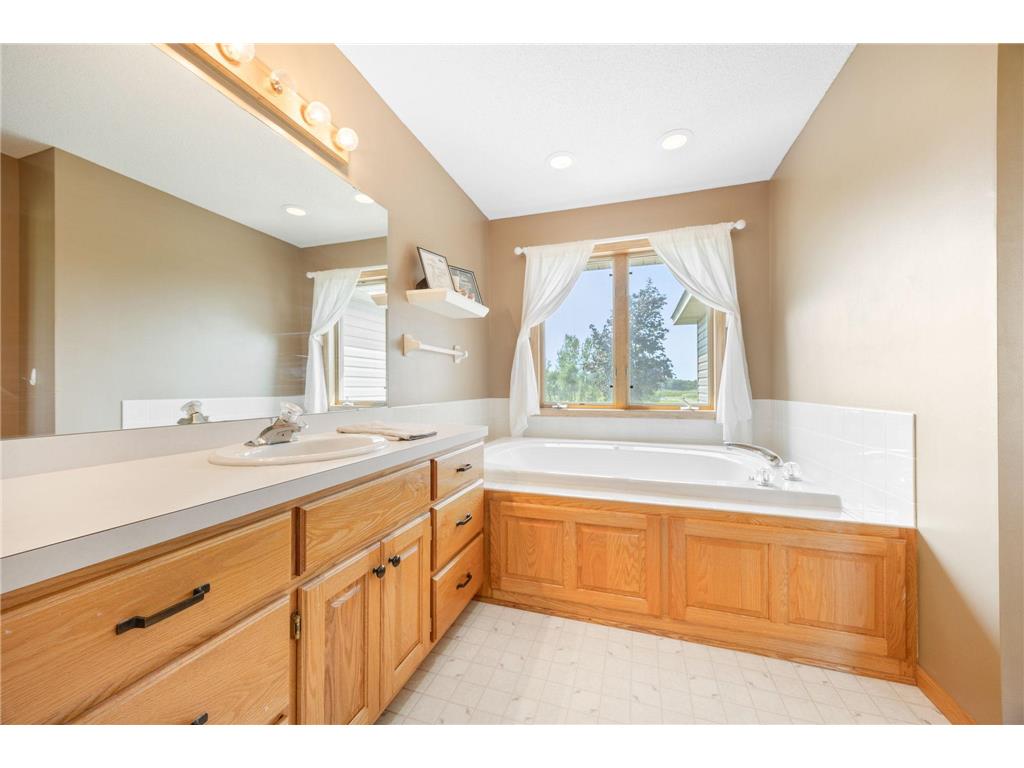 25250 Tucker Road Rogers MN 55374 7064938 image14