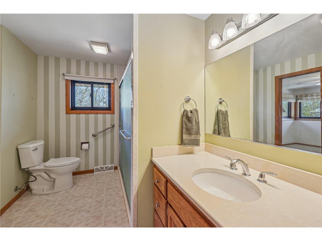 2526 Bittersweet Lane Maplewood MN 55109 7029695 image11