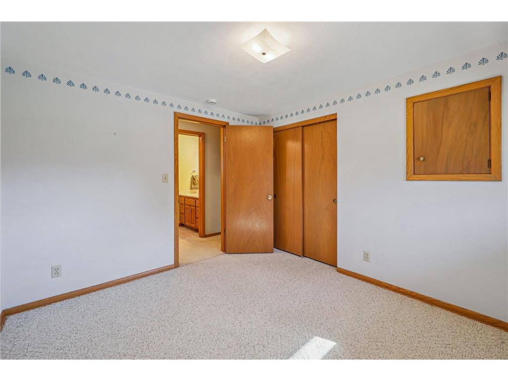 2526 Bittersweet Lane Maplewood MN 55109 7029695 image14