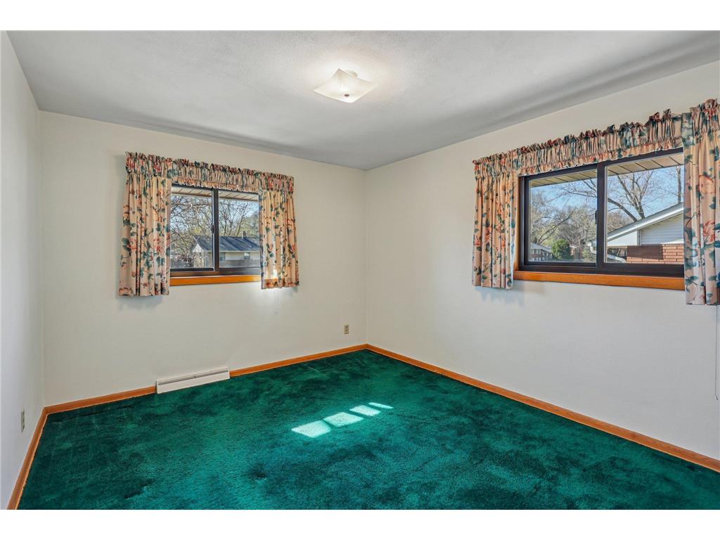 2526 Bittersweet Lane Maplewood MN 55109 7029695 image15