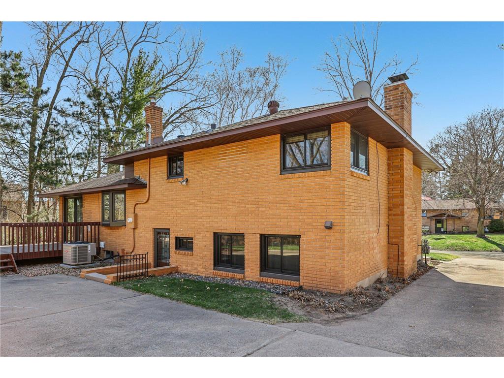 2526 Bittersweet Lane Maplewood MN 55109 7029695 image25
