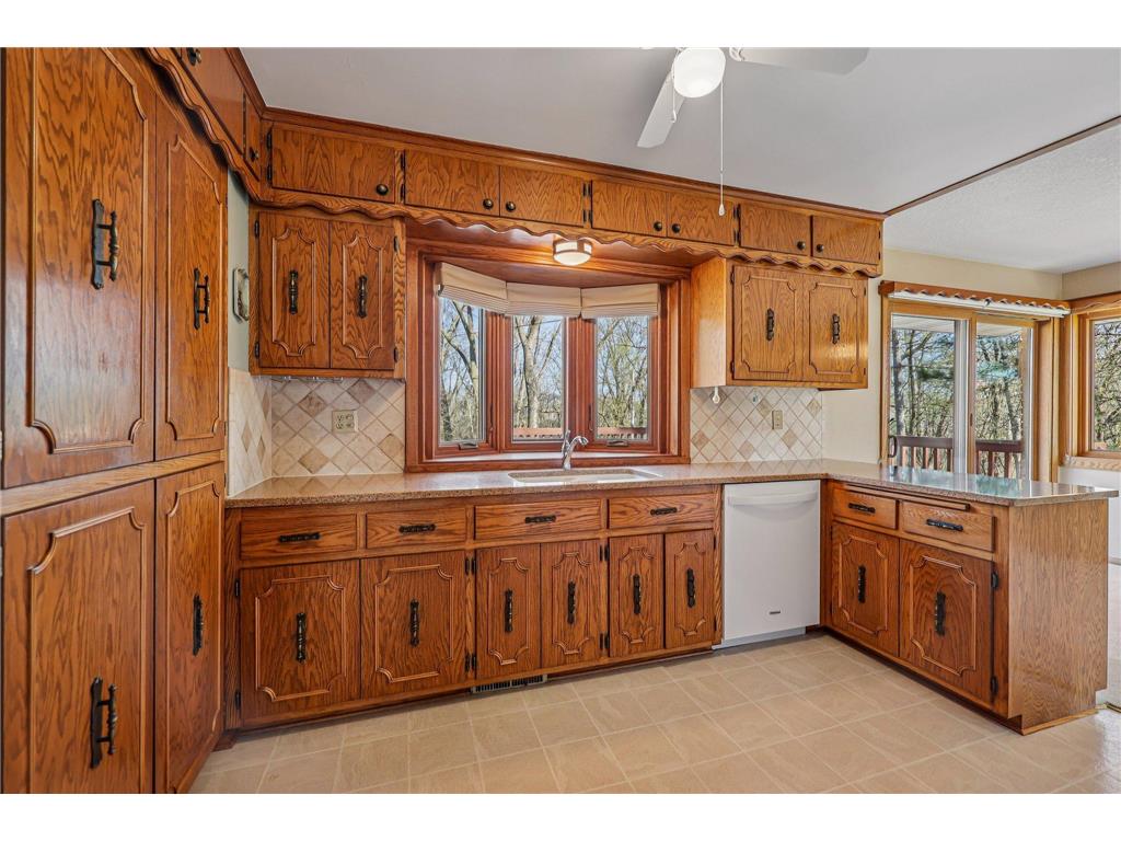 2526 Bittersweet Lane Maplewood MN 55109 7029695 image6