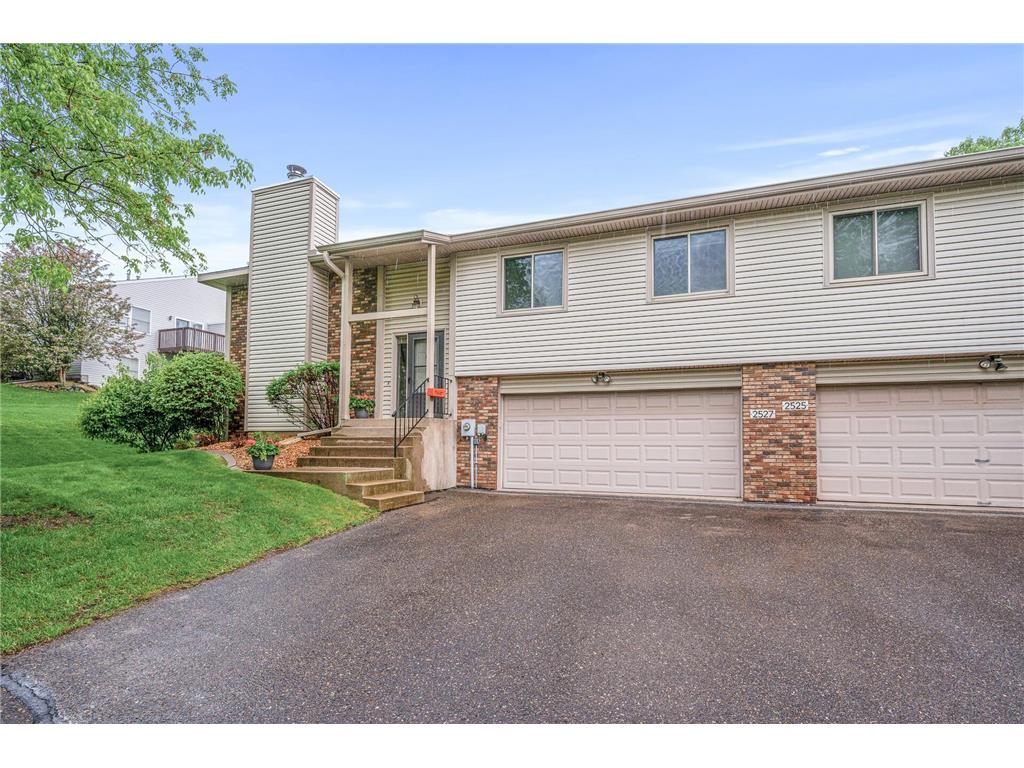 2527 Rose Avenue E Maplewood MN 55119 6370584 image1