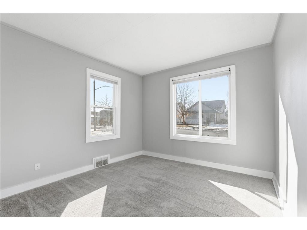 2527 Washington Street NE Minneapolis MN 55418 6816026 image15