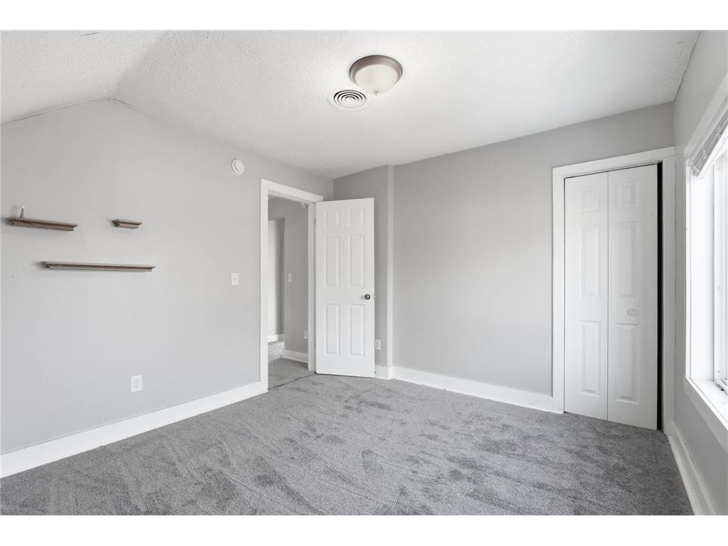 2527 Washington Street NE Minneapolis MN 55418 6816026 image33