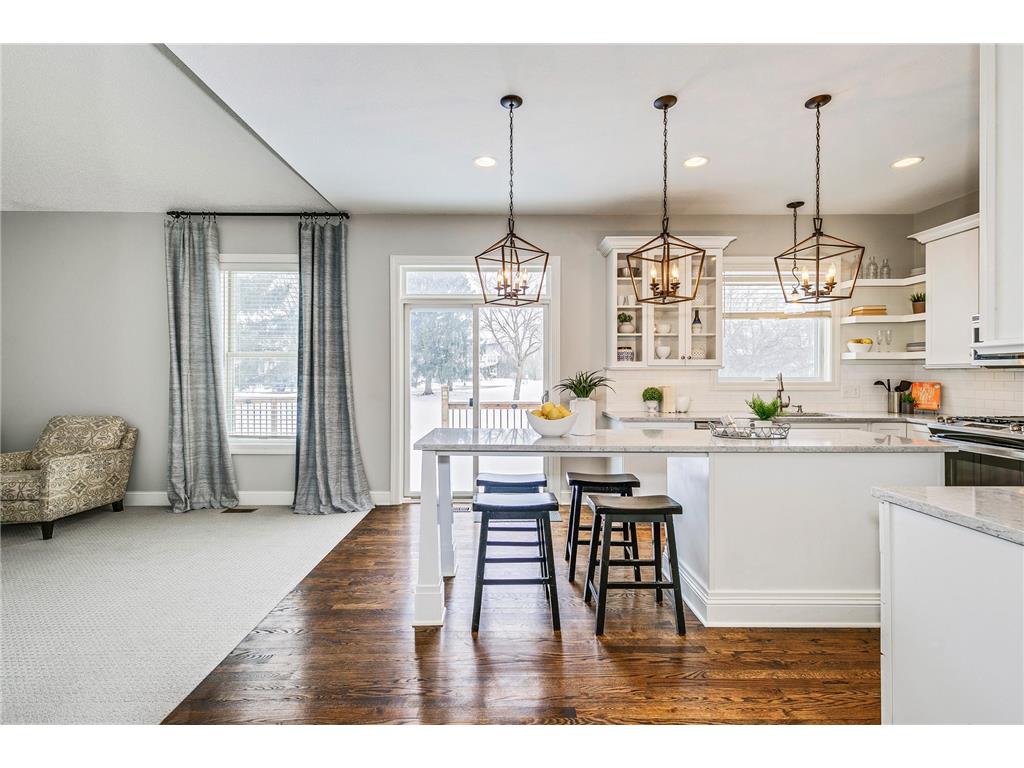 2527 Whitfield Drive Mendota Heights MN 55120 6648324 image1