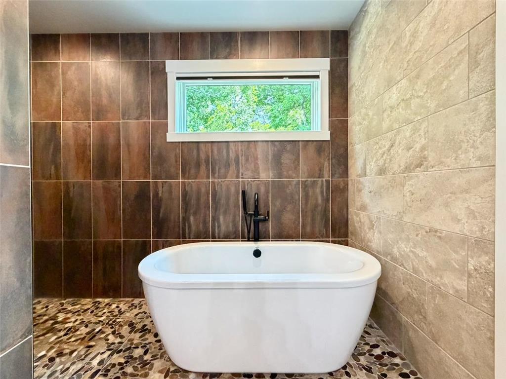25274 Newport Beach Road Detroit Lakes MN 56501 - Pelican 7102979 image39